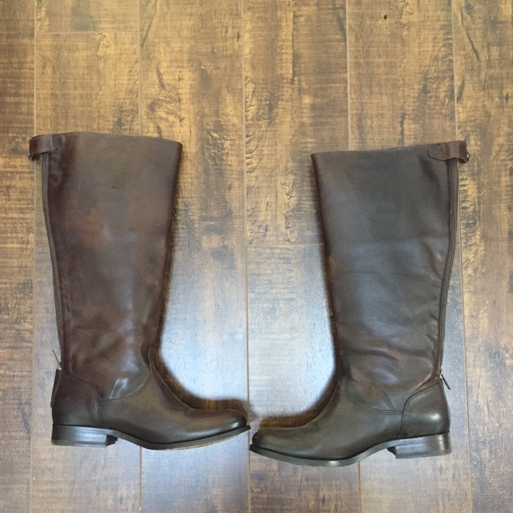 FRYE Women's Melissa Button Back-Zip Boot